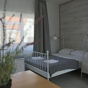 Charles Square Apartament Praga